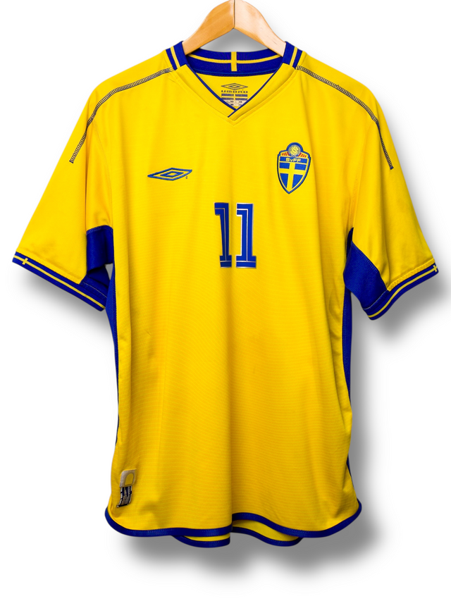 Zweden 2004 Thuis Shirt Larsson #11 (L)