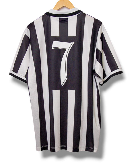 Juventus 1994/1995 Home Shirt #7 (XL)