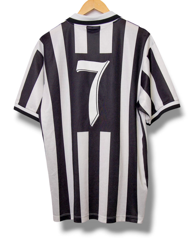 Juventus 1994/1995 Home Shirt #7 (XL)