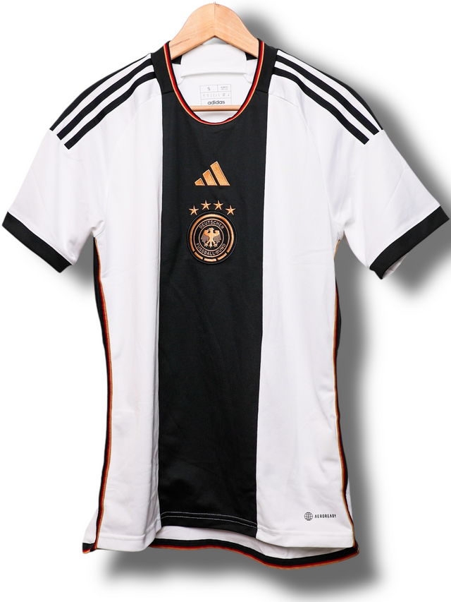 Germany 2022 Home Shirt (M)
