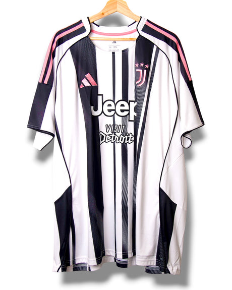 Juventus 2025/2026 Home Shirt Conceição #7 (XXXL)
