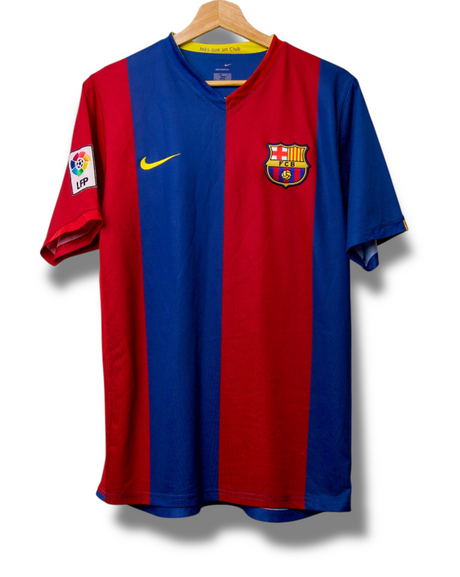Barcelona 2006/2007 Home Shirt Messi #19 (M)