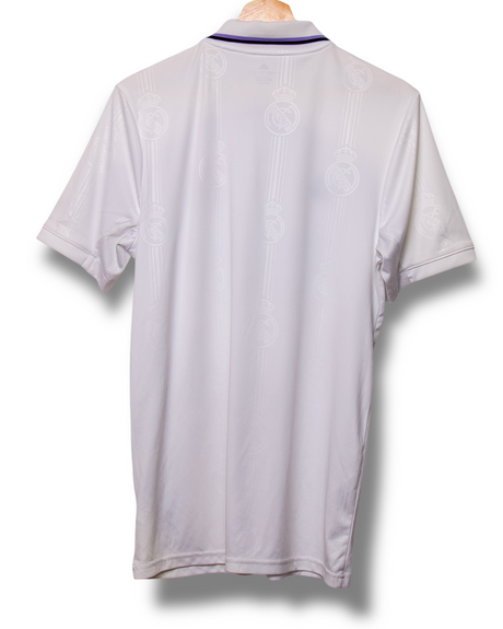 Real Madrid 2022/2023 Home Shirt (M)