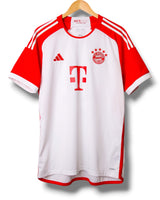Bayern Munchen 2023/2024 Thuis Shirt Coman #11 (XL)