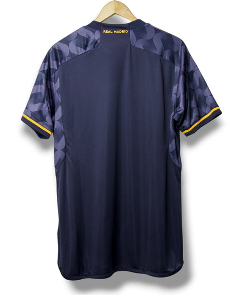 Real Madrid 2023/2024 Away Shirt (L)