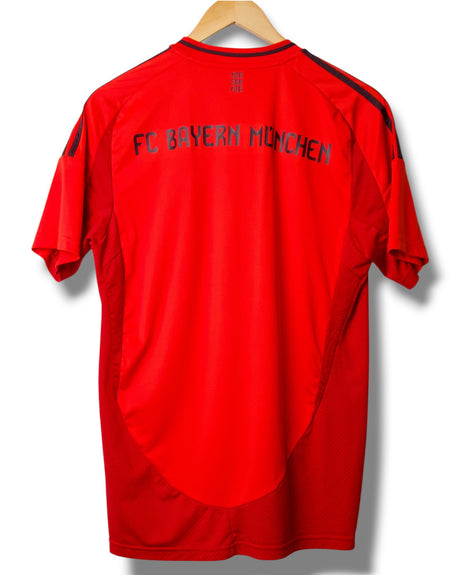 Bayern Munich 2024/2025 Home Shirt (M)