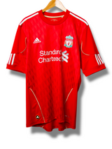 Liverpool 2010/2012 Home Shirt Suarez #7 (L)