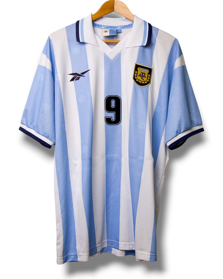 Argentina 1999 Home Shirt Batistuta #9 (XL)