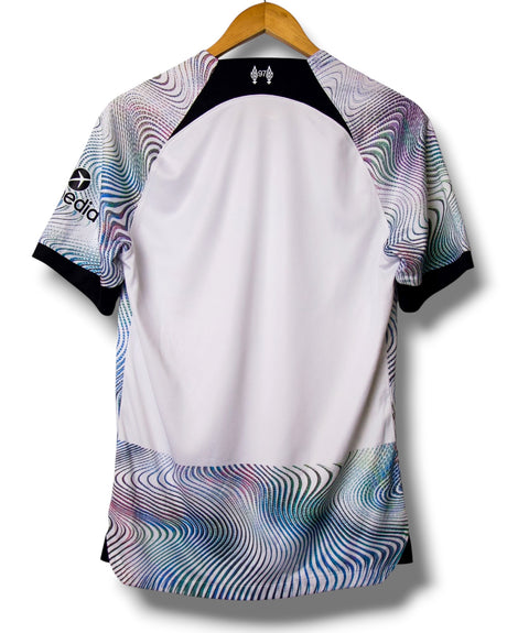 Liverpool 2022/2023 Away Shirt (S)