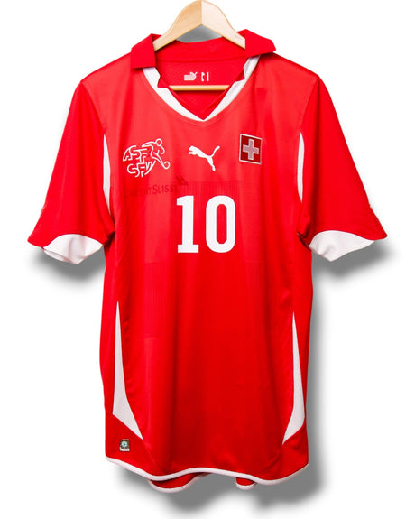 Switzerland 2010 Home Shirt Nkufo #10 (M)