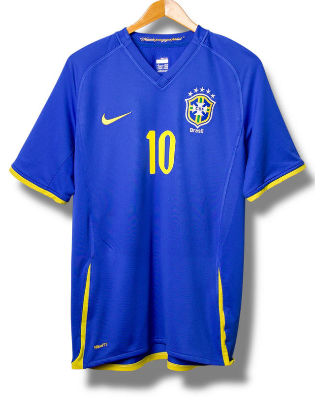 Brazil 2008 Away Shirt Ronaldinho #10 (M)