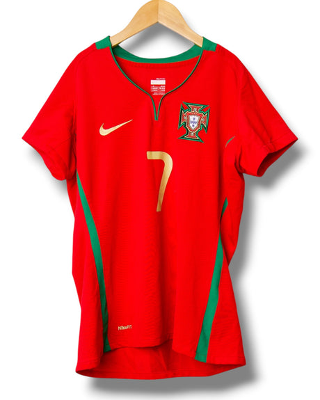 Portugal 2008 Home Ladies Shirt Ronaldo #7 (M)